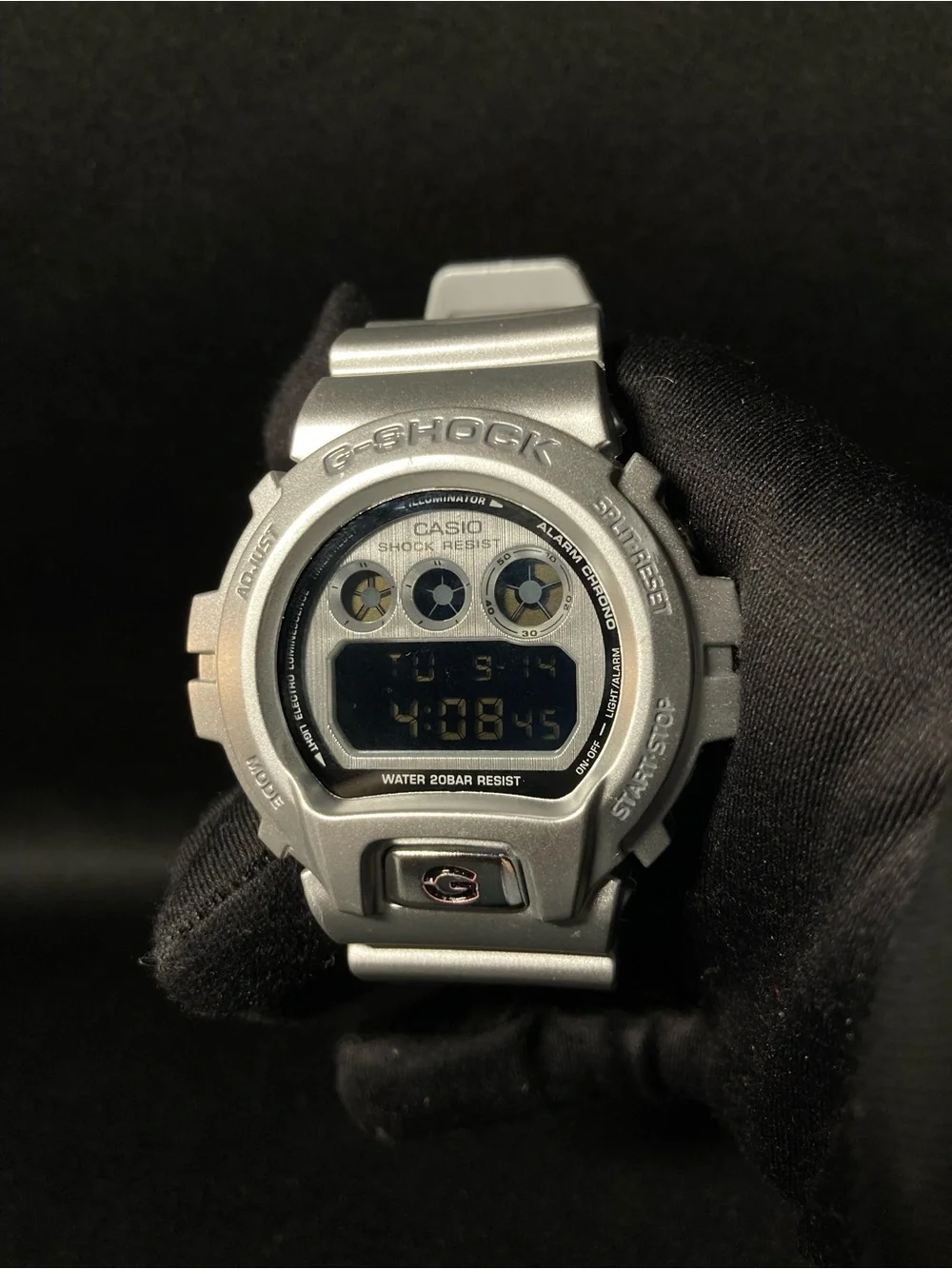 Silver Metallic G Shock Dw6900